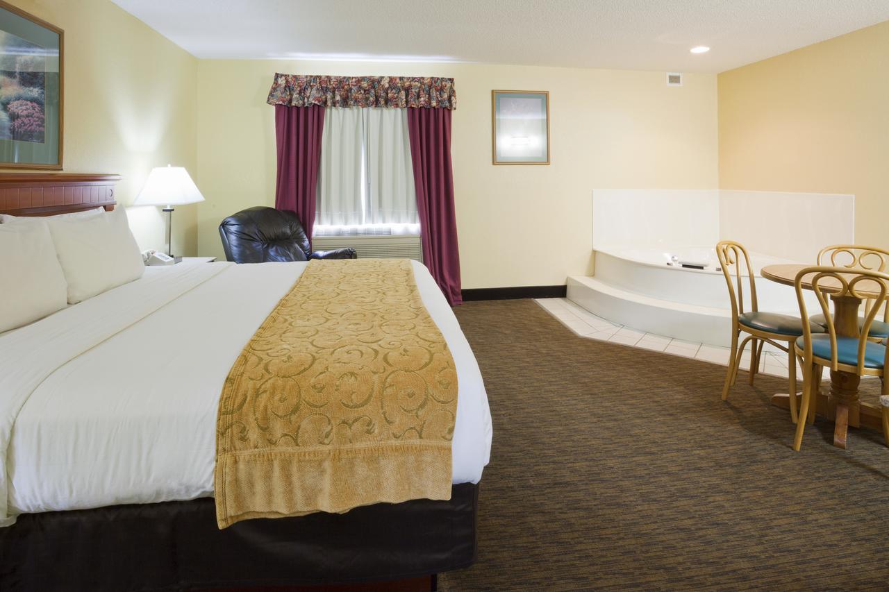 Grandstay Hotel And Suite Waseca Exteriér fotografie